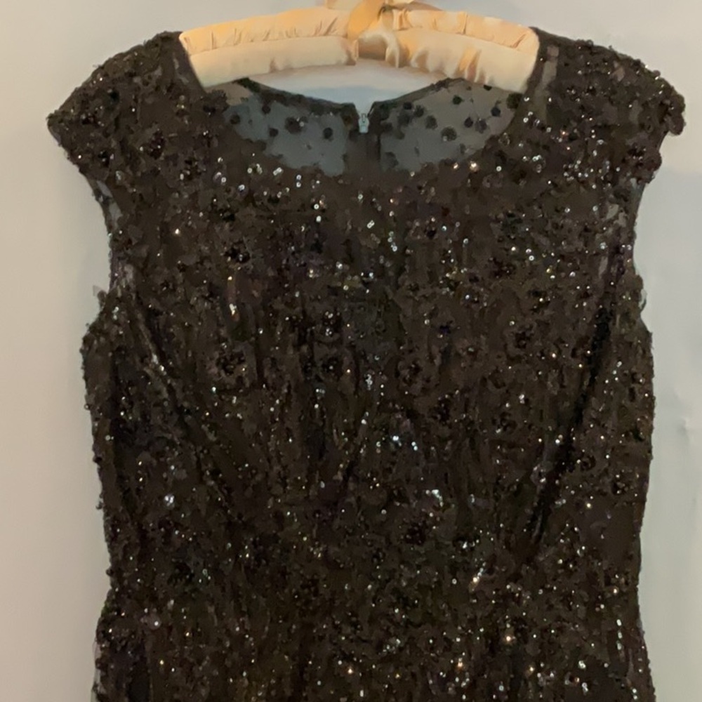 ✔️ MAC DUGGAL - Black Cap Sleeve Embellished A Line Dress - Picture 6 of 12